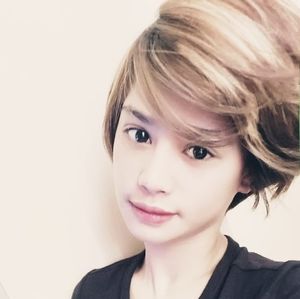 Meet your Posher, Rose